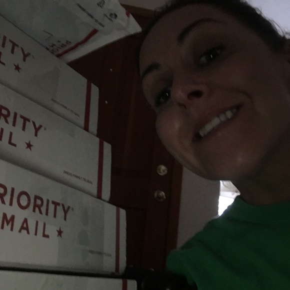 Meet your Posher, Angel - Picture 5 of 8